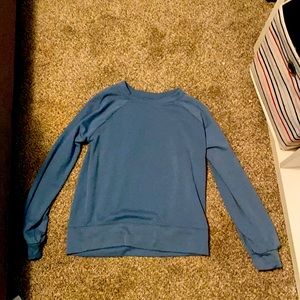 It’s a size small 7/8 it’s a cute shirt